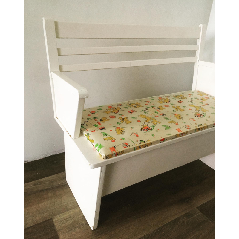 Vintage wit kinderbankje nr 19